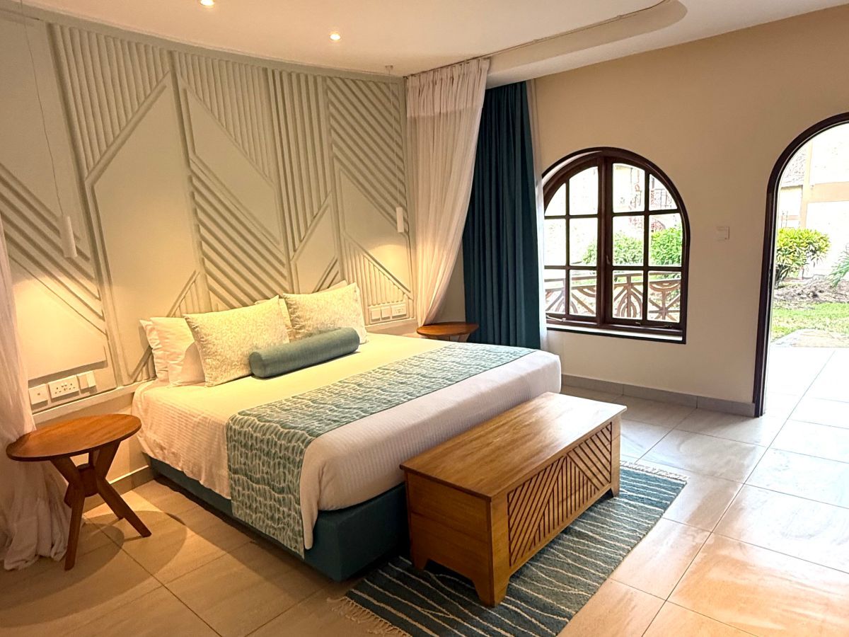 Superior Garden Room